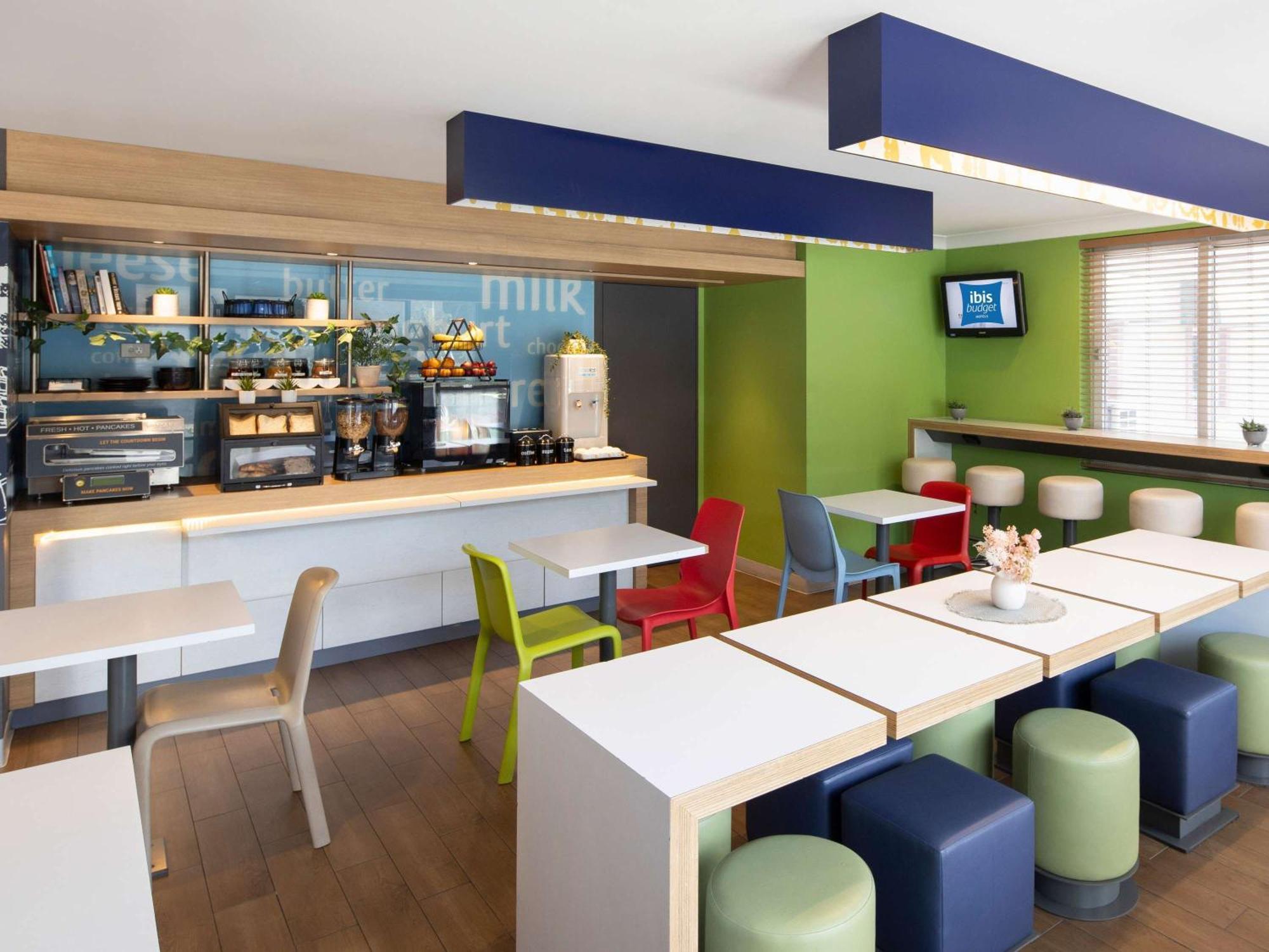 ibis Budget - Casula Liverpool Buitenkant foto