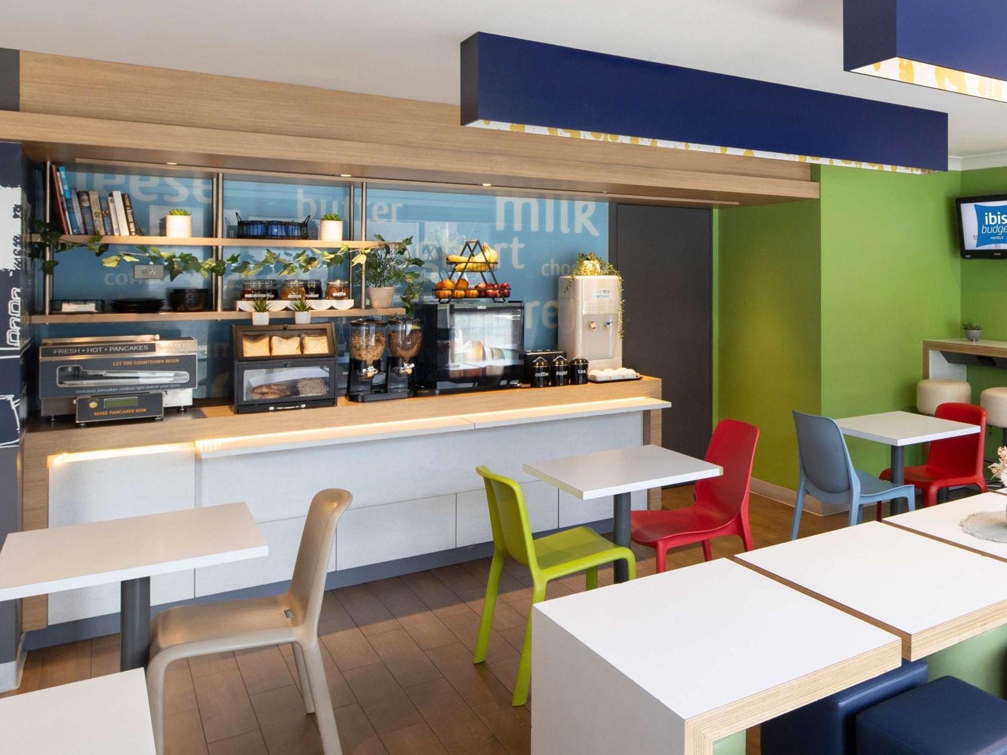 ibis Budget - Casula Liverpool Buitenkant foto