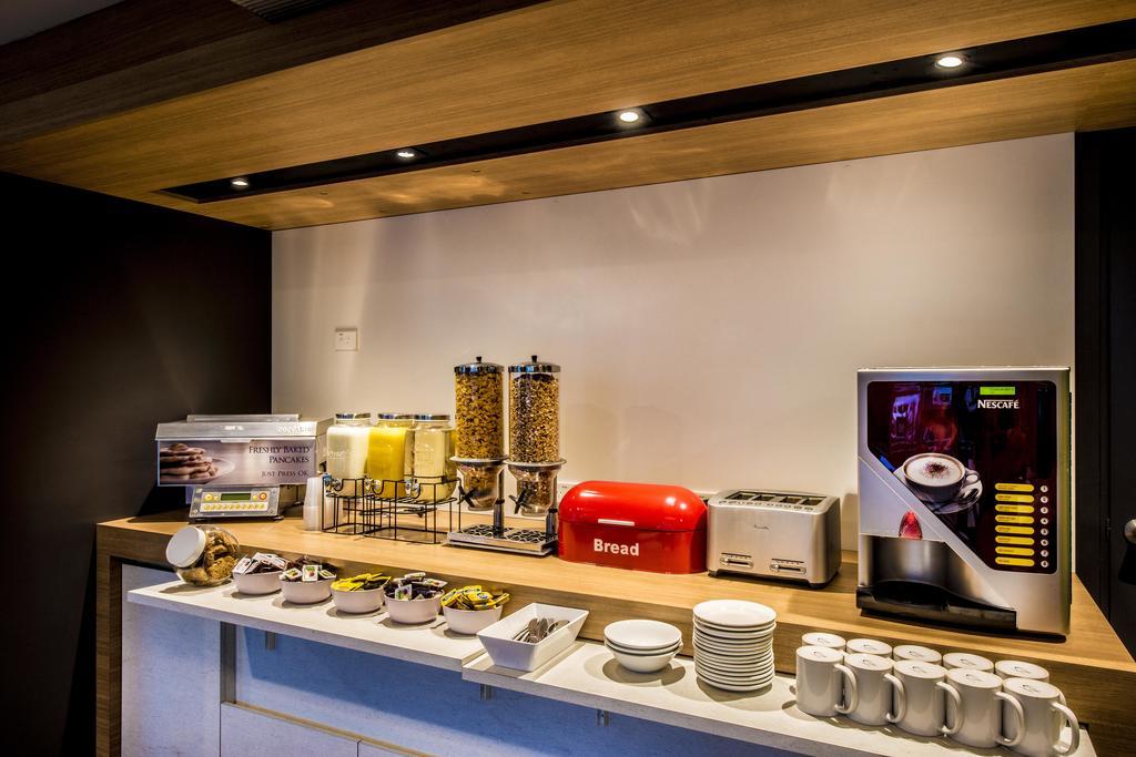 ibis Budget - Casula Liverpool Buitenkant foto