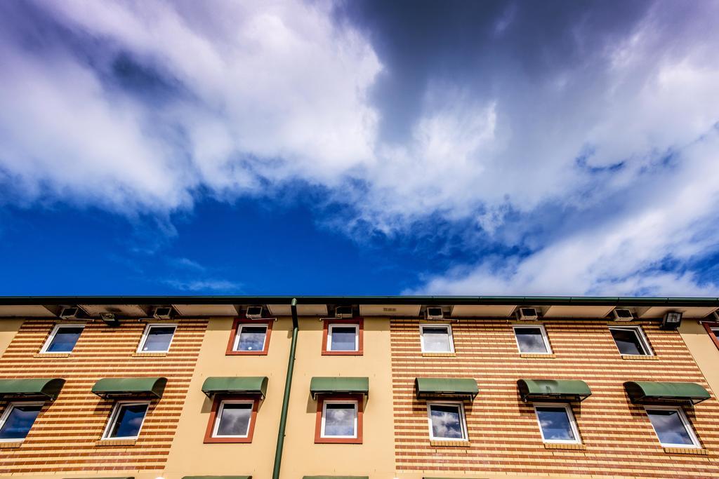 ibis Budget - Casula Liverpool Buitenkant foto