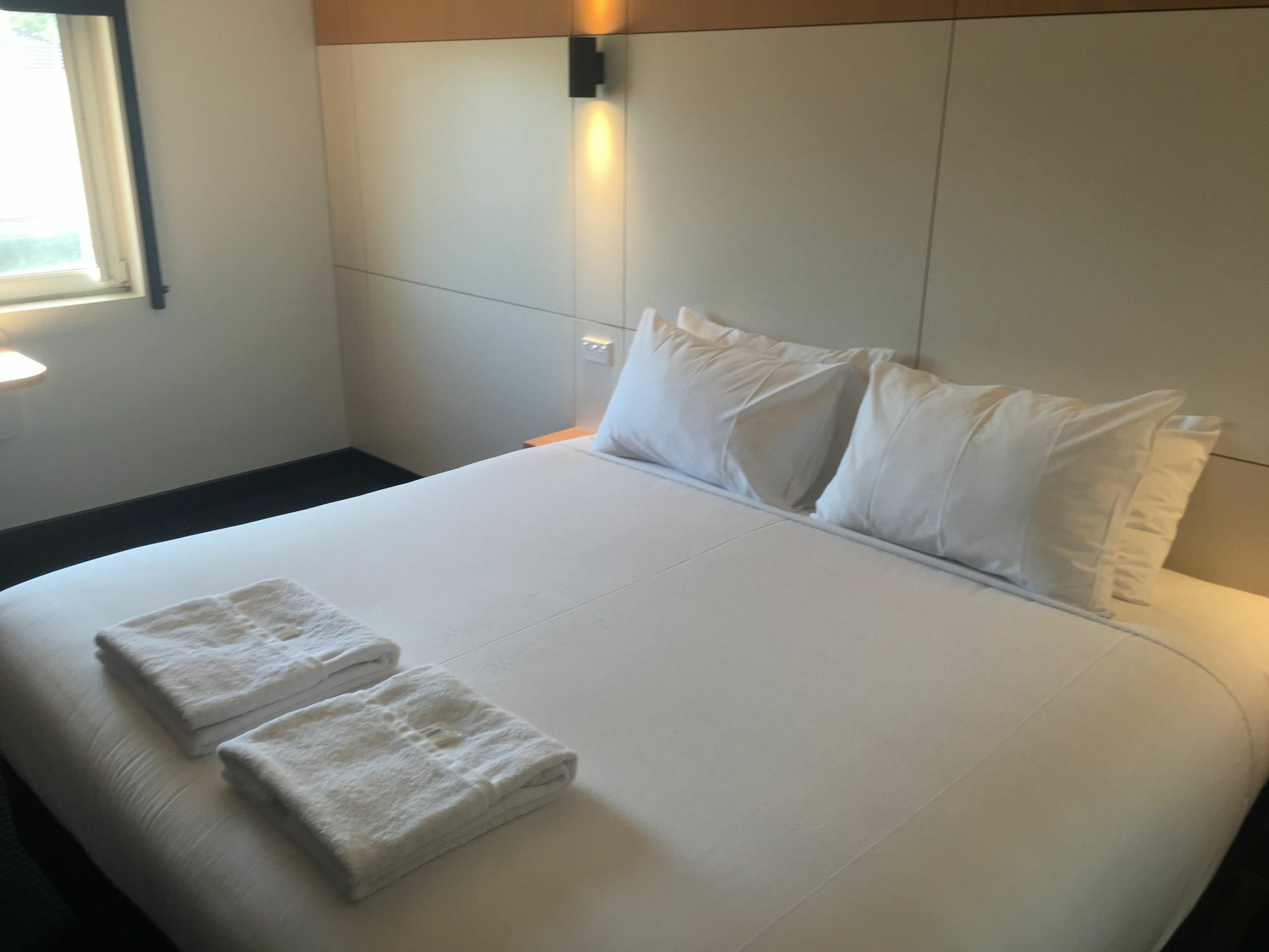 ibis Budget - Casula Liverpool Buitenkant foto